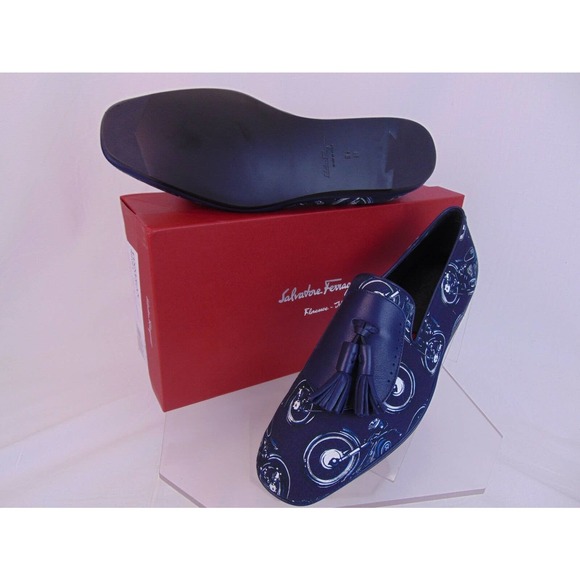 NIB SALVATORE FERRAGAMO FINNEGAN BLUE MOTORCYCLE PRINT FABRIC TASSEL LOAFERS 10 main image 9
